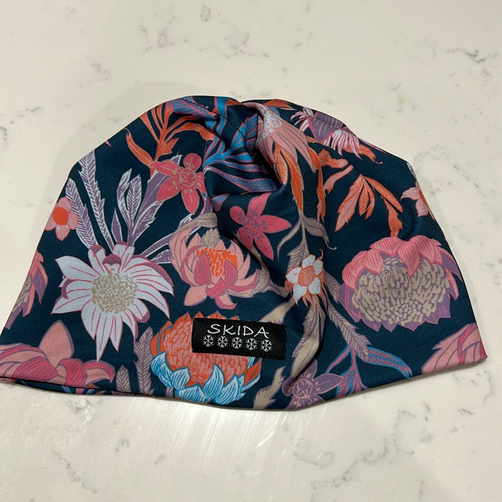 Skida cap